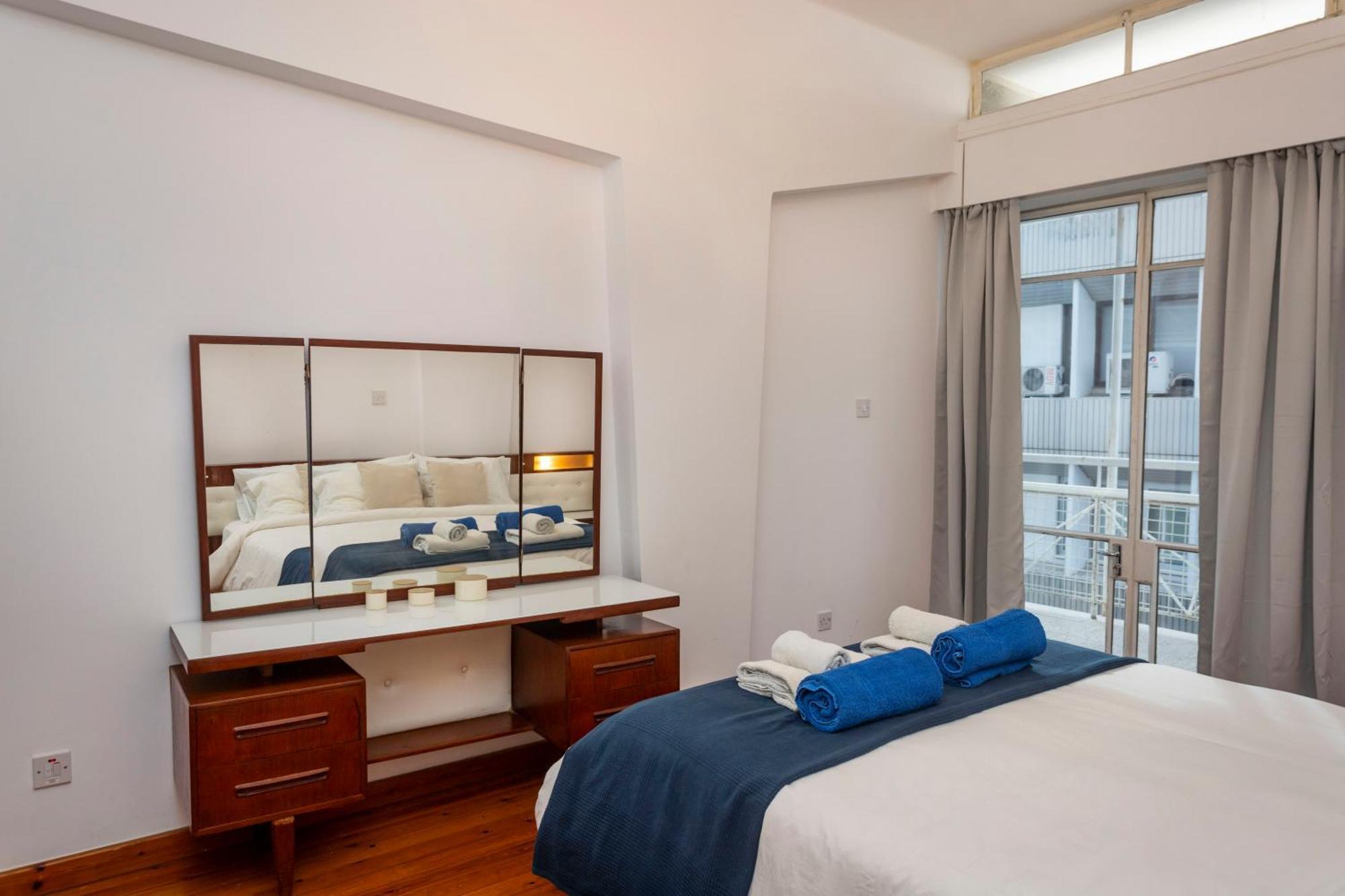 1-80 Collection By Trulycyprus Appartement