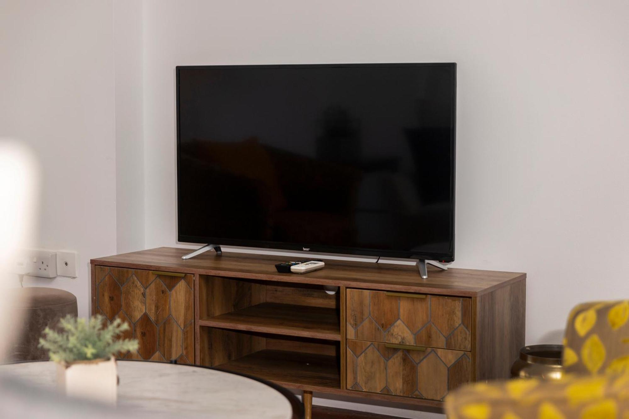 Apartman 1-80 Collection By Trulycyprus